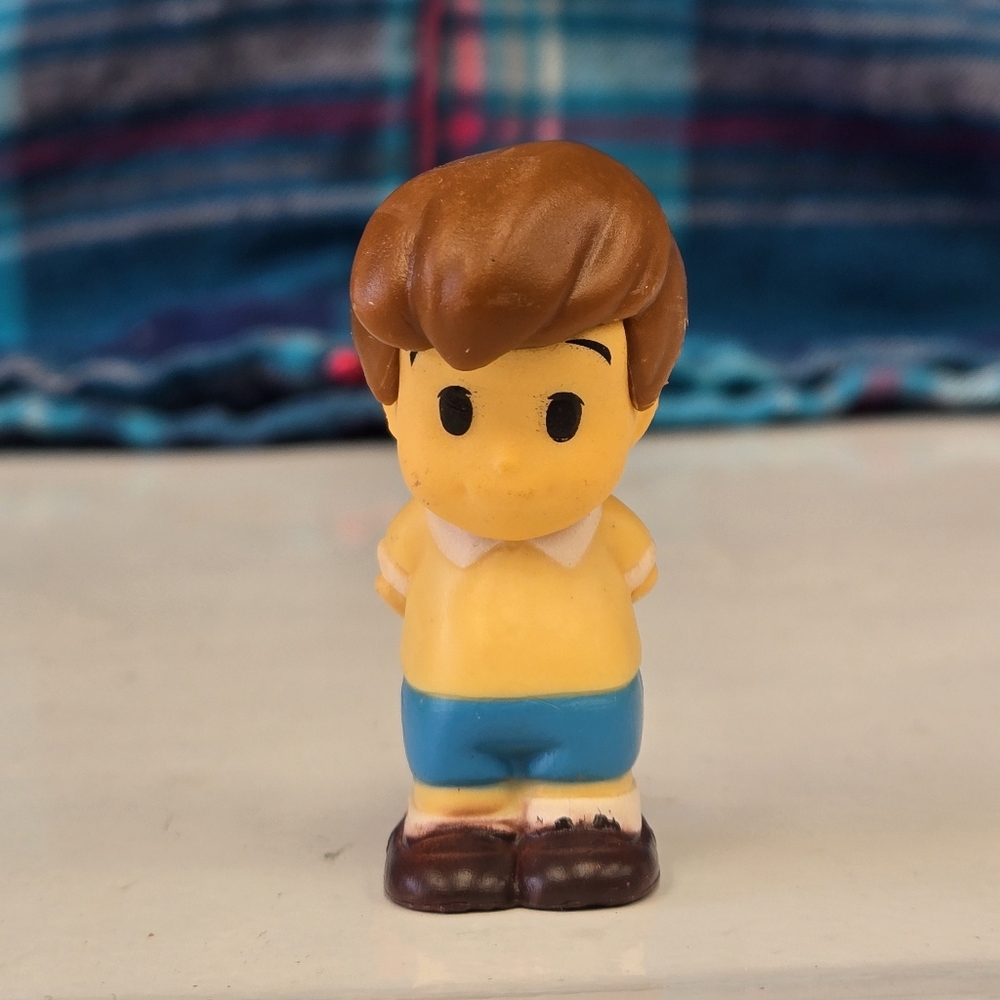 🍒🍒 Winnie The Pooh: Christopher Robin Mini Figurine